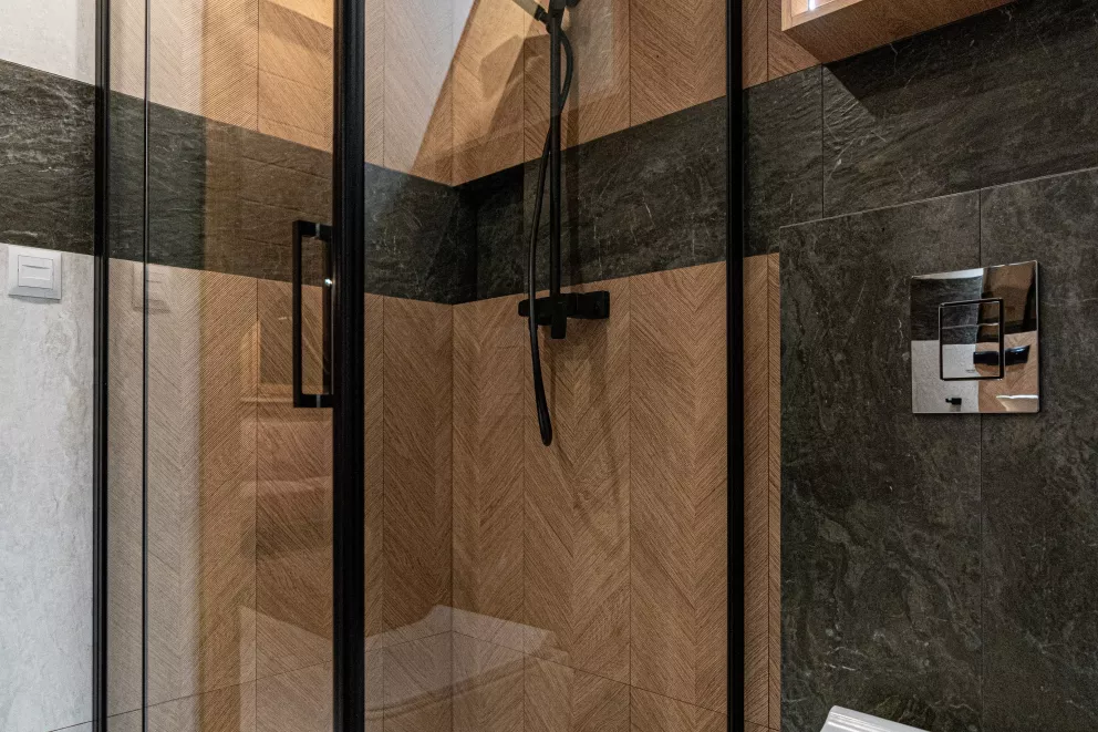 Apartament z antresolą, sypialnią oraz balkonem nr 12