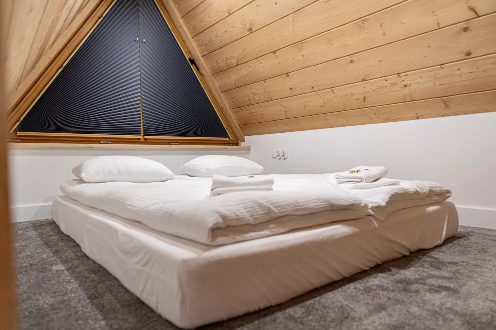Apartament z antresolą
