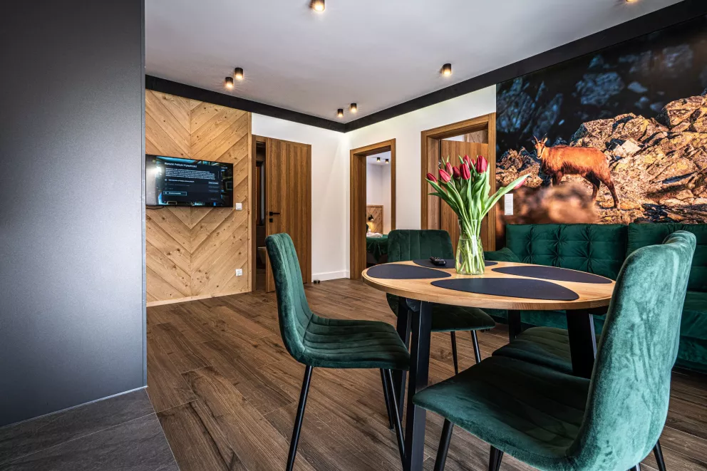 Apartament typu deluxe z dwoma sypialniami i balkonem nr.7