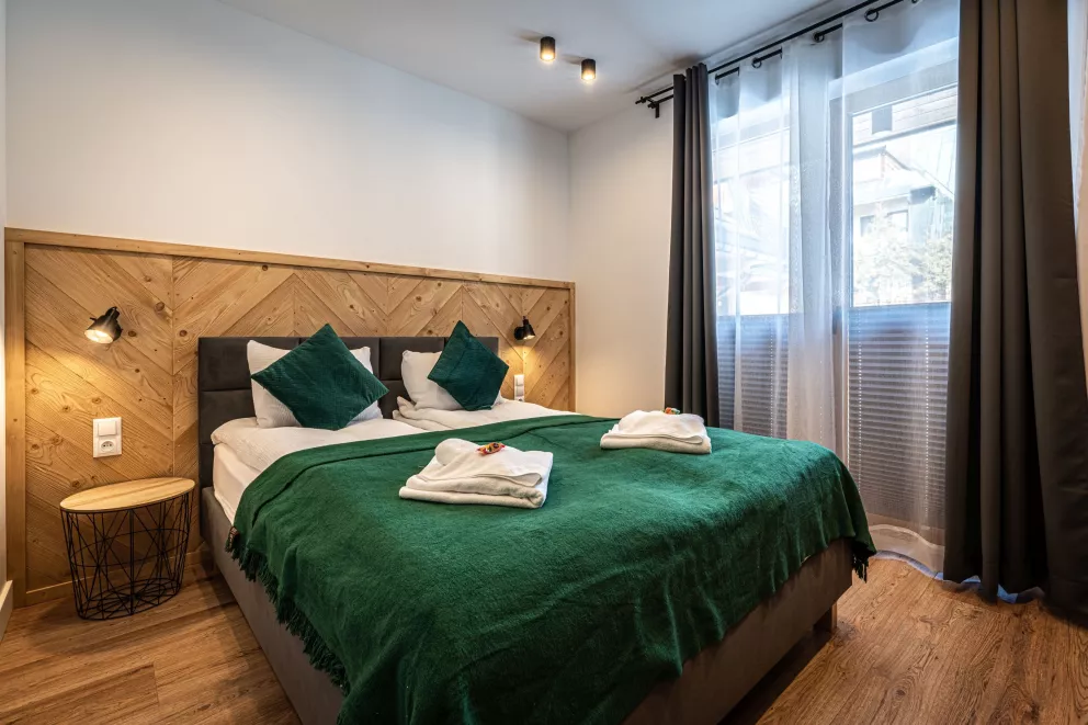 Apartament z dwoma sypialniami, salonem  oraz balkonem