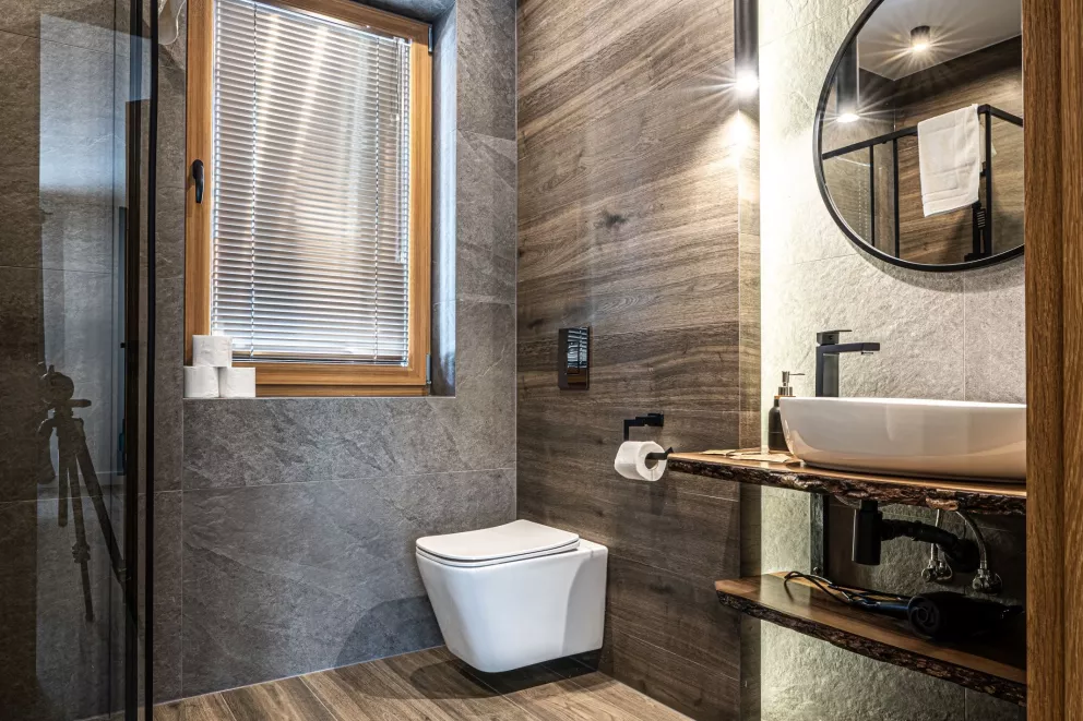 Apartament z dwoma sypialniami, salonem  oraz balkonem