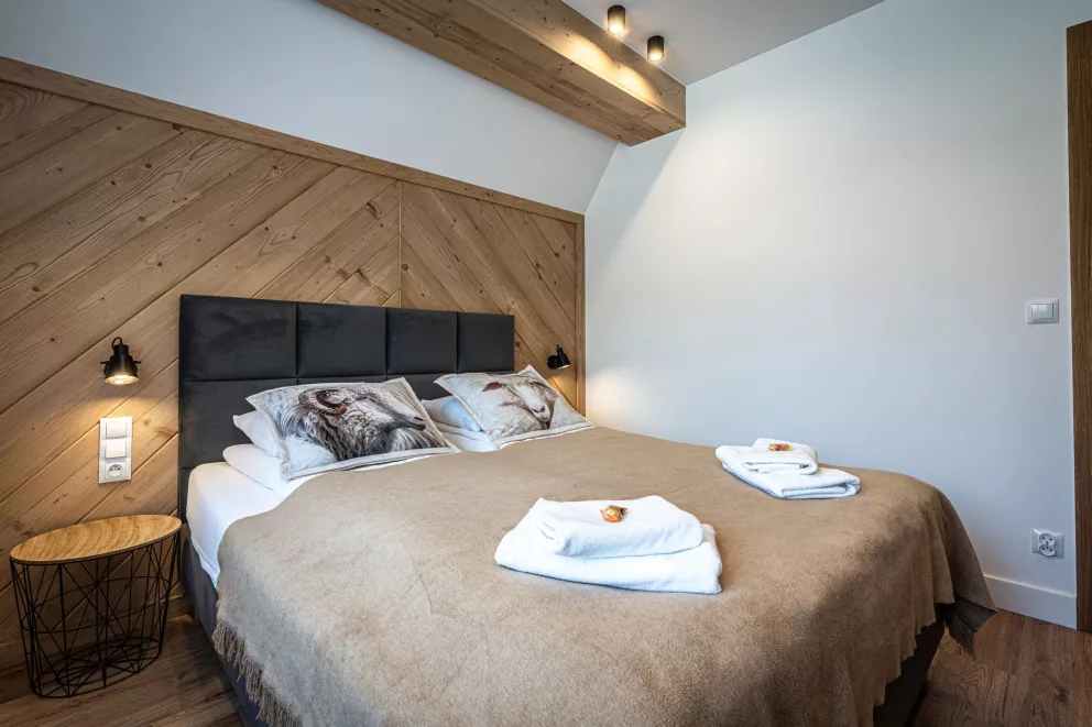 Apartament z dwoma sypialniami, salonem  oraz balkonem